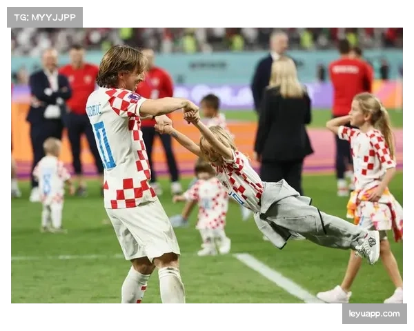 克罗地亚阵容老化问题凸显 莫德里奇最后一舞承载格子军希望